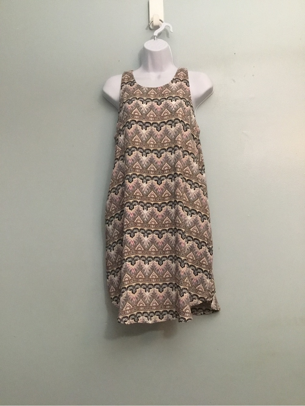 Pink Republic Pink Cream Geo Print Sleeveless A-Line Midi Dress Size M New